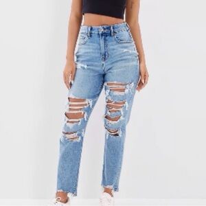 American Eagle Stylish Blue Distressed Women Mom Jeans